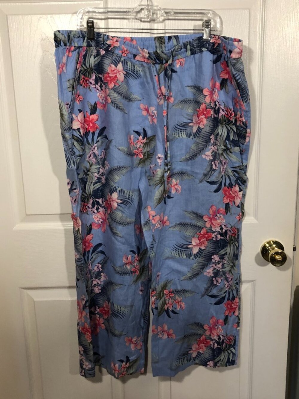 Tommy Bahama women fancy blue floral print 100% linen wide leg pants, XL